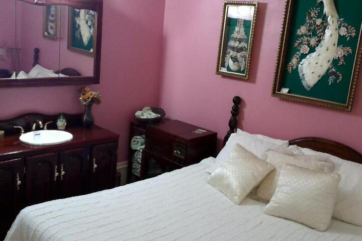 The Mays Place Bed and Breakfast