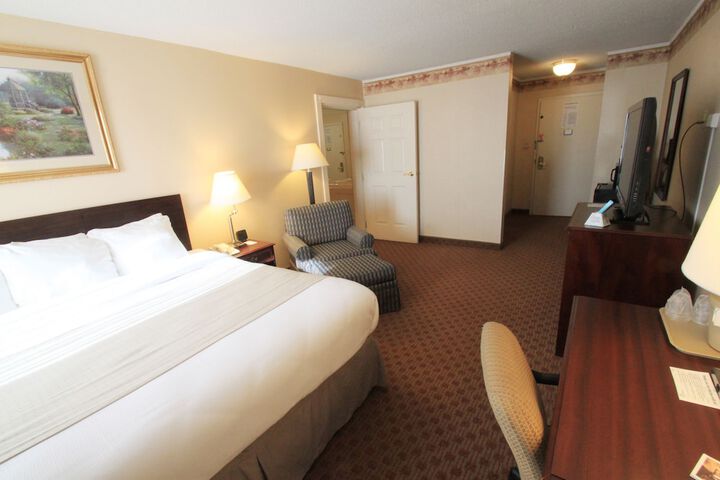 Room 85 of 113