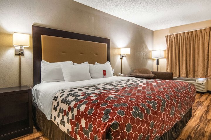 Room 43 of 48