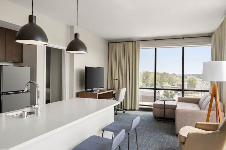 Room 20 of 37