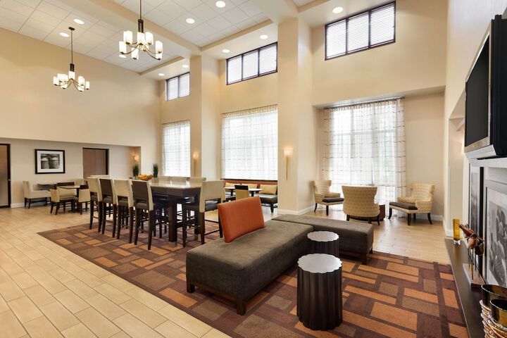 Hotel Interior 5 of 27