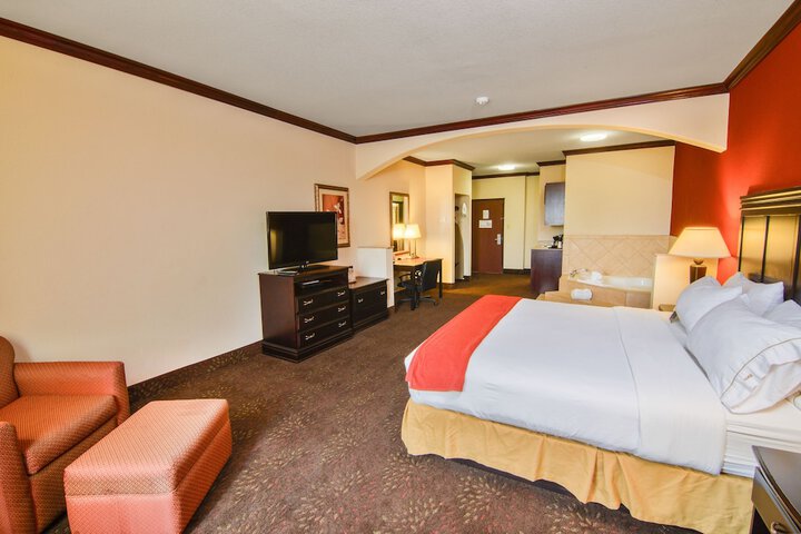 Room 25 of 44