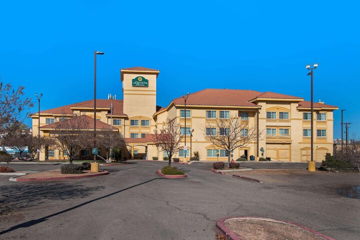 Hotel 5 of 76