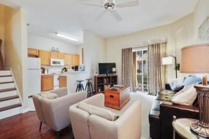 MARVELOUS 4 Bedroom Holiday home by Follow the sun vacation Rentals