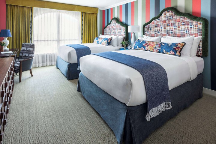 Room 13 of 60