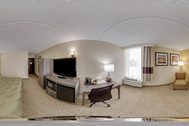 Room 15 of 32