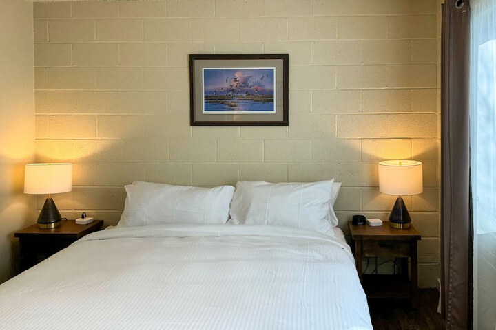 Gull Lake Lodge