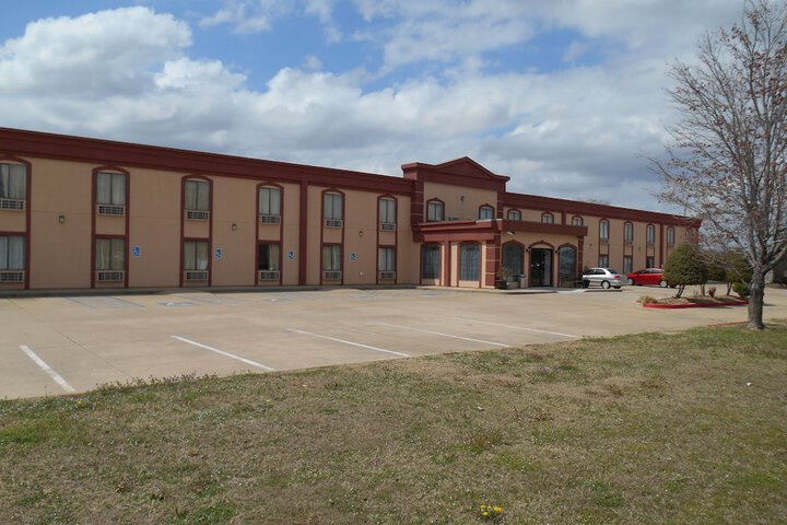 Hotel 2 of 23