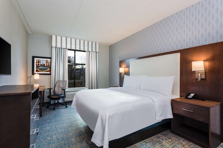 Homewood Suites by Hilton Reston