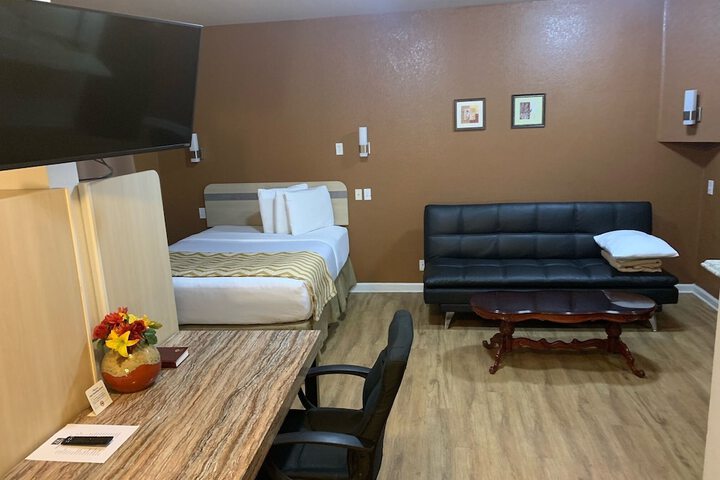 Room 18 of 56