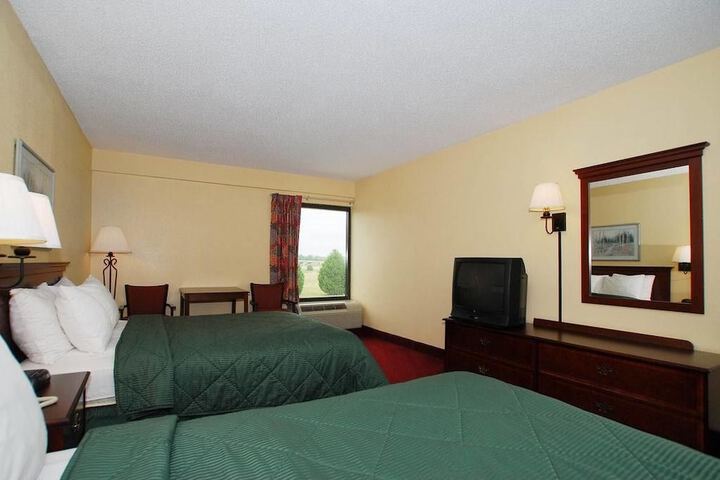 Room 37 of 48