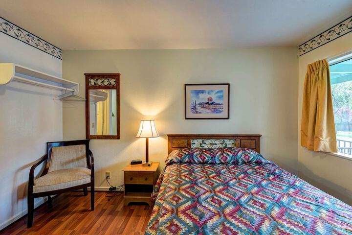 Room 15 of 31