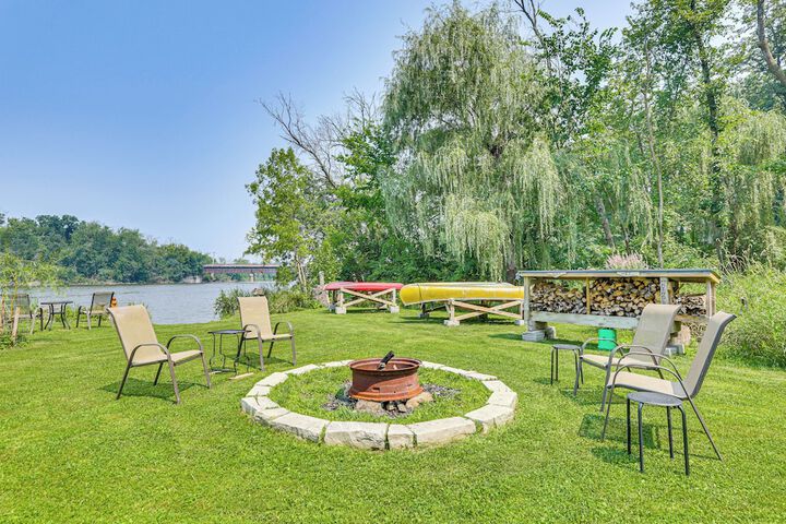 On-site Trails: Rock River Retreat in Jefferson!