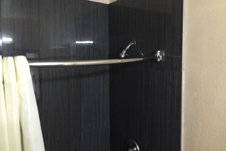 Room 10 of 15