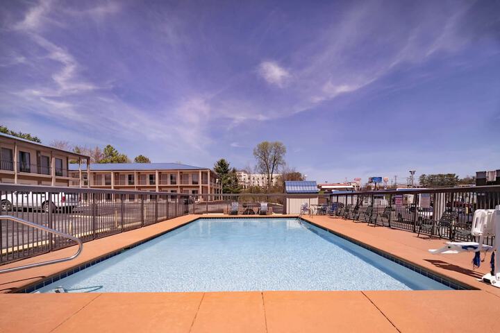Pool 5 of 42