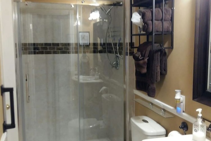 Room 17 of 40