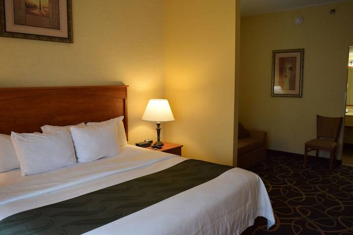 Room 28 of 58