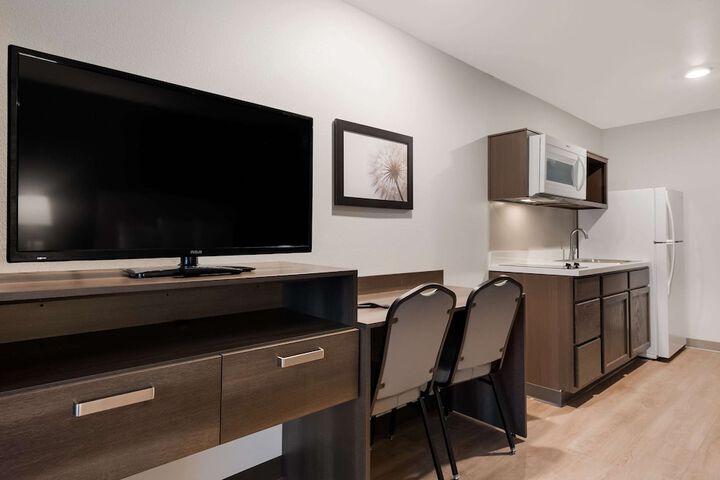 Room 18 of 24