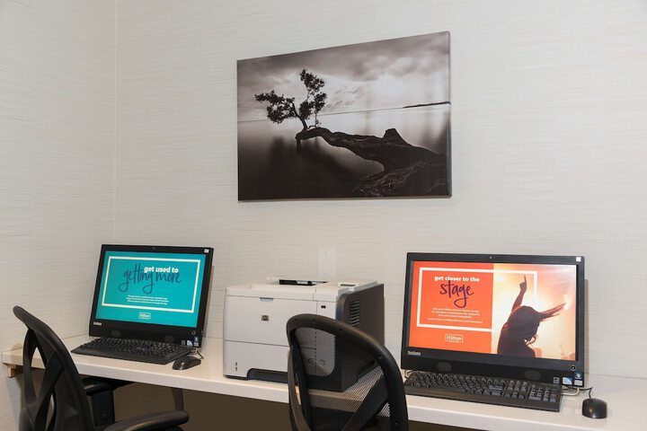 Business Center 29 of 29