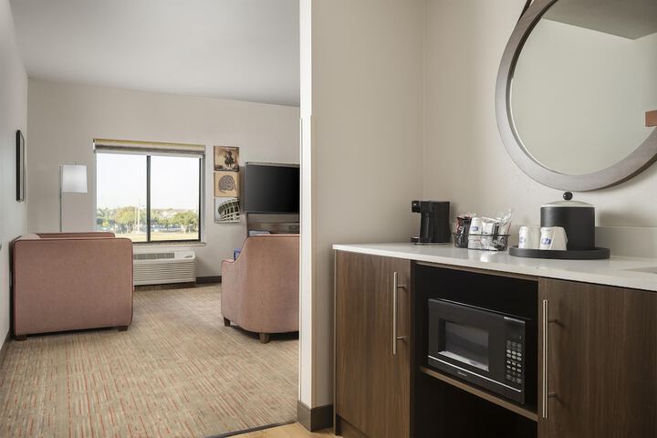 Hampton Inn & Suites Mansfield