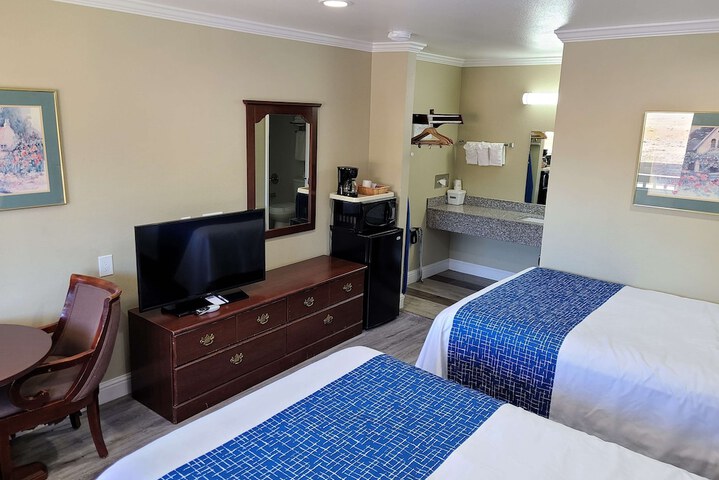 Room 32 of 44