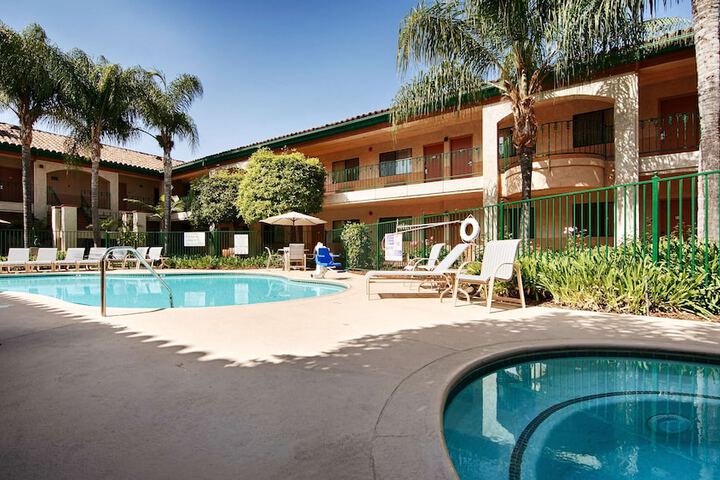 Best Western San Dimas Hotel & Suites
