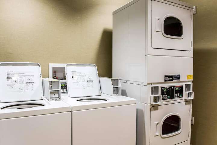 Comfort Suites Palm Bay - Melbourne