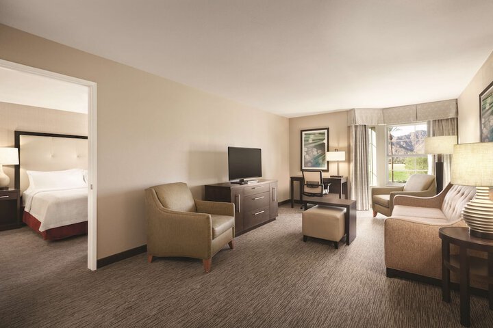 Room 25 of 36