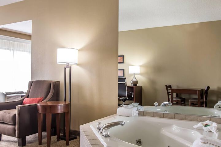 Comfort Suites Effingham Central