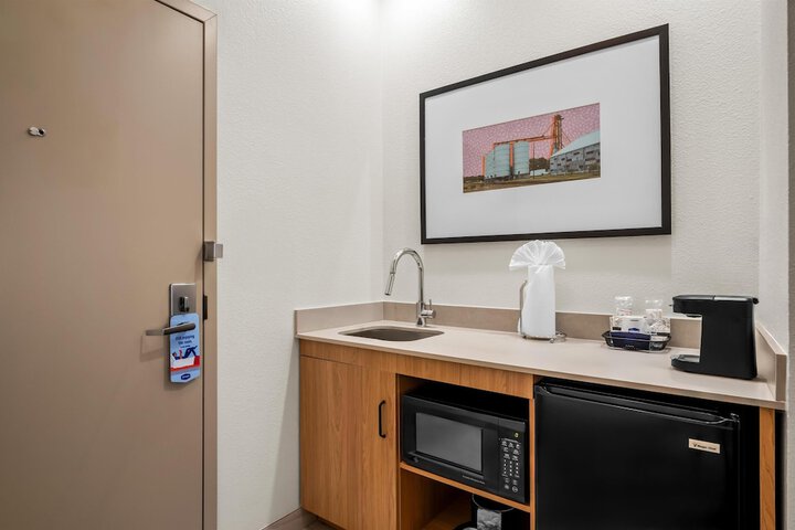 Hampton Inn & Suites Waxahachie