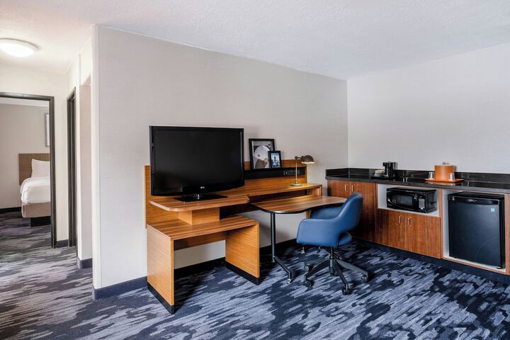 Room 19 of 49