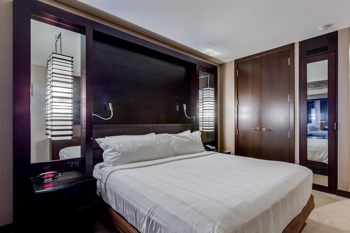 Room 40 of 122