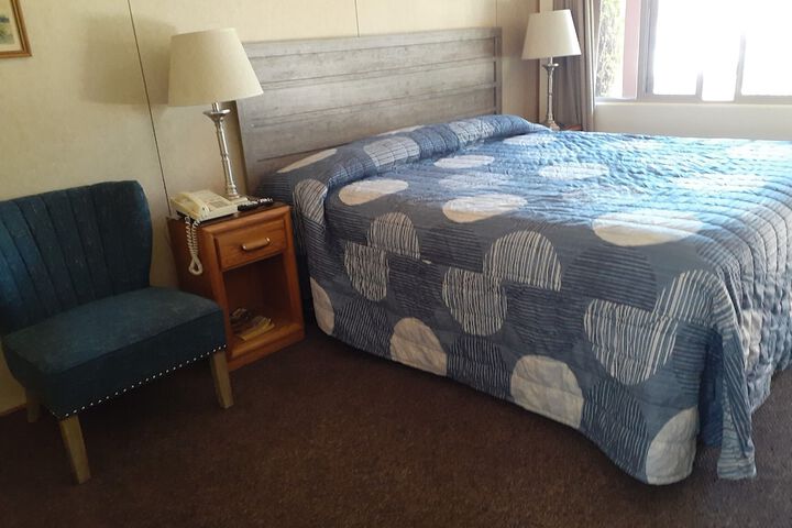 Room 24 of 54