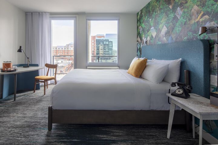 Canvas Moncton Tapestry Collection by Hilton