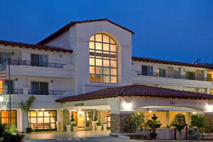 Hotel 2 of 89
