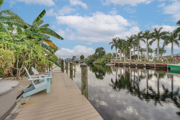 Waterfront North Fort Myers Home w / Private Pool!