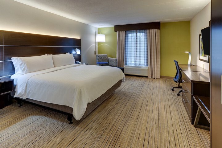 Room 44 of 67