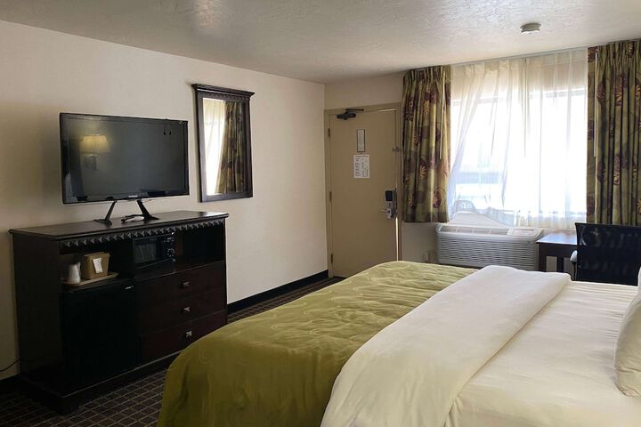Room 63 of 74