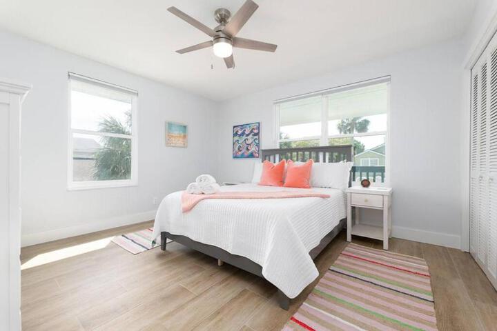Be a Nomad - Margaret House - 2blks from the Bch