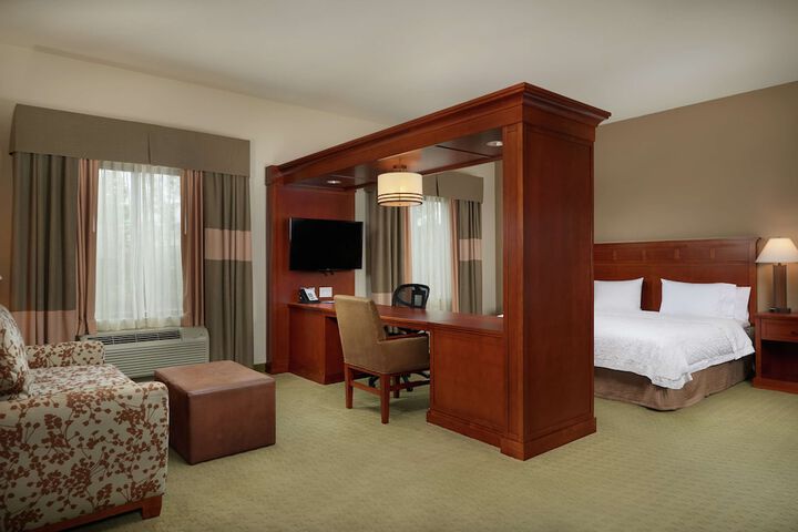 Hampton Inn & Suites Salem OR