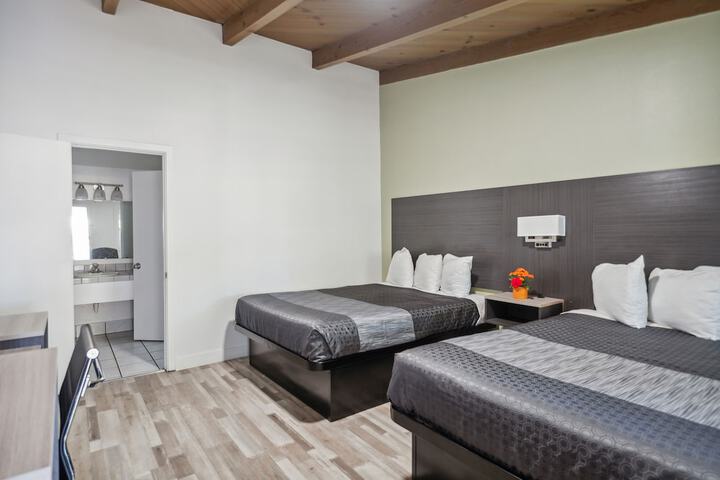 Discovery Inn