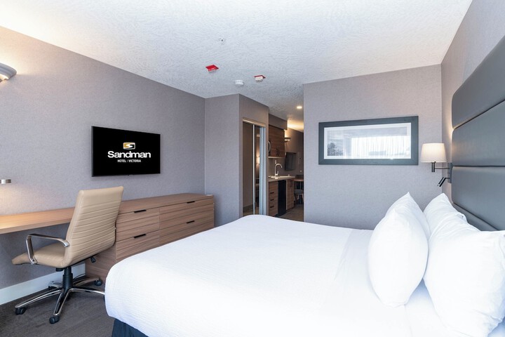 Room 22 of 36
