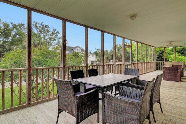 Ion by Avantstay Walk to Beach Dining, Shopping Central Location Deck