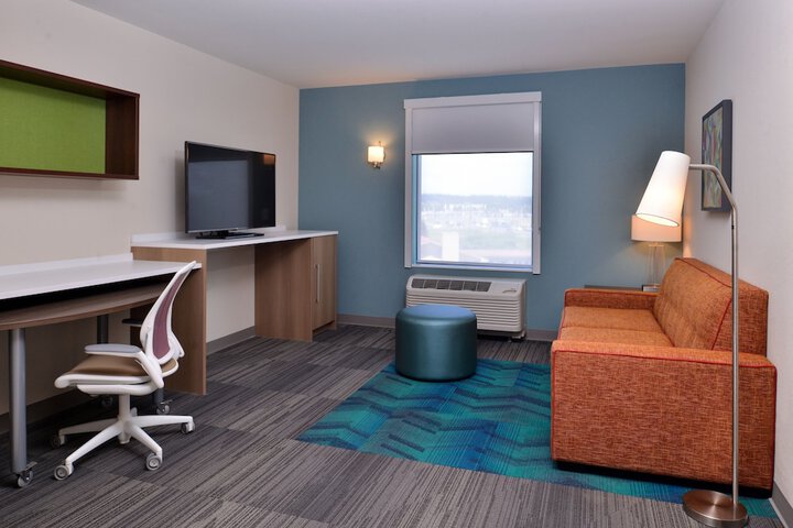 Room 37 of 65
