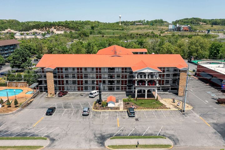 Hotel 4 of 59
