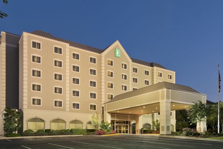 Hotel 2 of 53