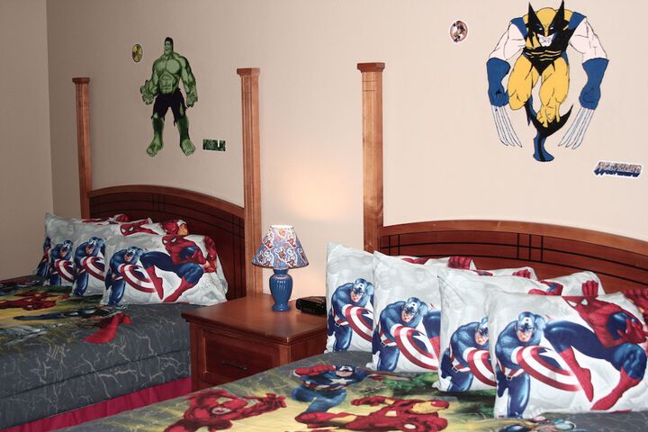 Room 12 of 25