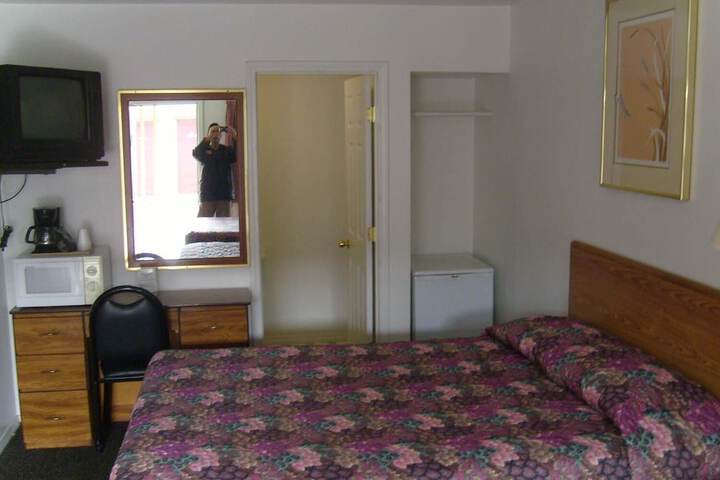 Cascade City Center Motel