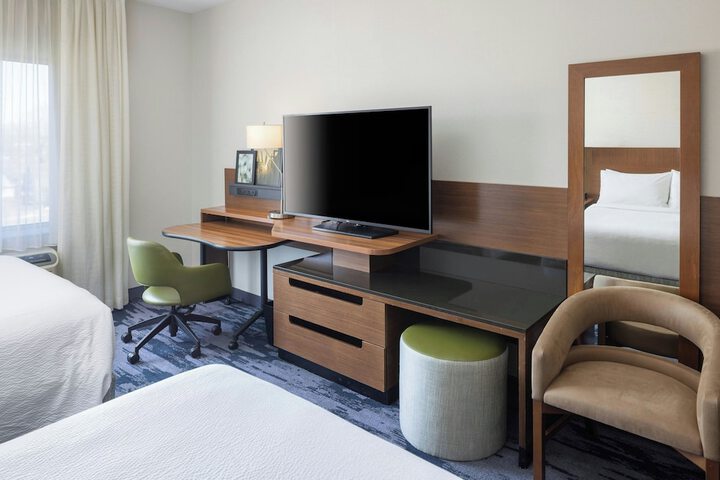 Fairfield Inn & Suites Springfield Northampton / Amherst