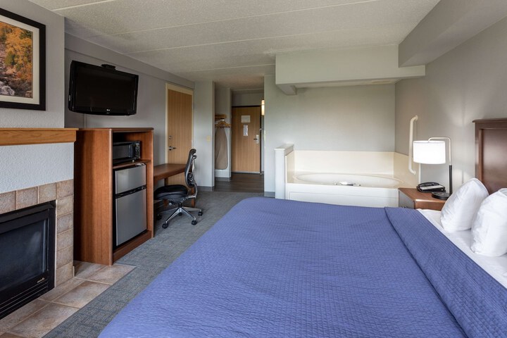 Room 17 of 29